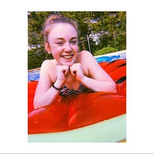 Meet your Posher, Karly